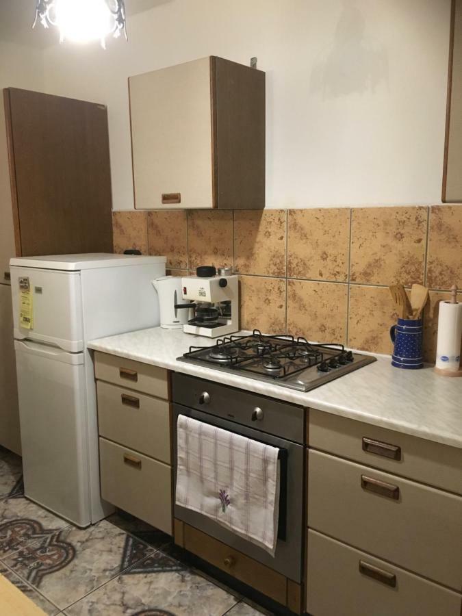 Levendula Apartmanhaz Apartment Sümeg Екстериор снимка